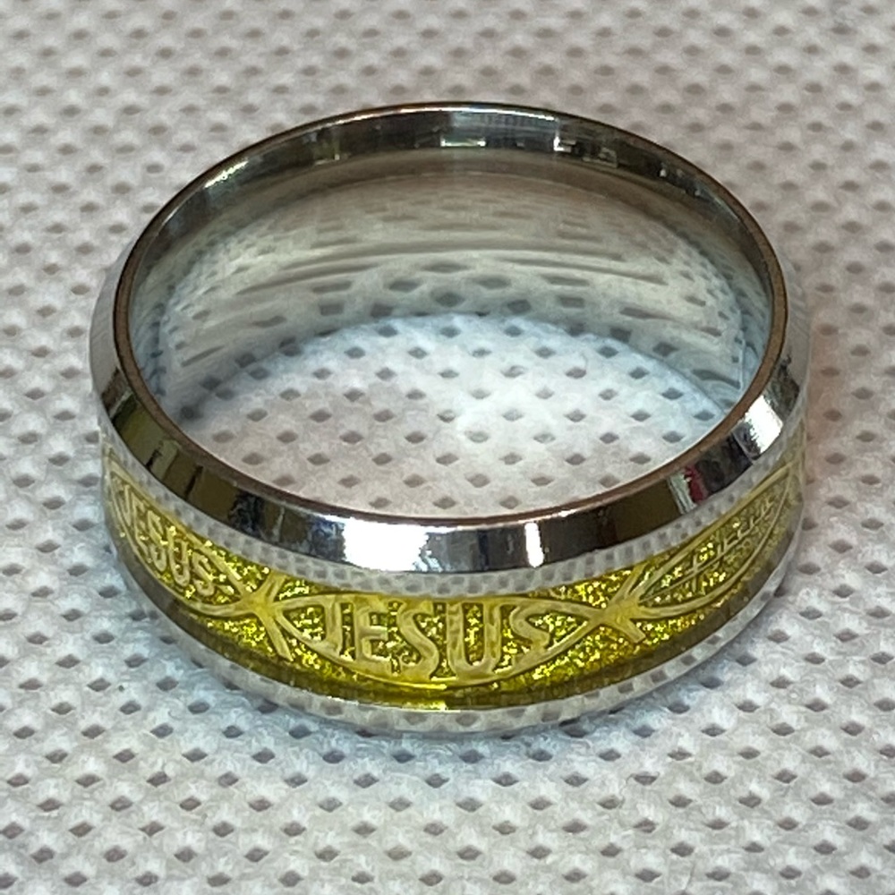 Finger Ring! - Picture 9 of 9